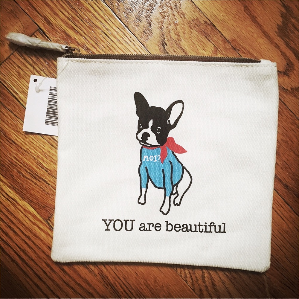 Canvas pouch with dog graphic
